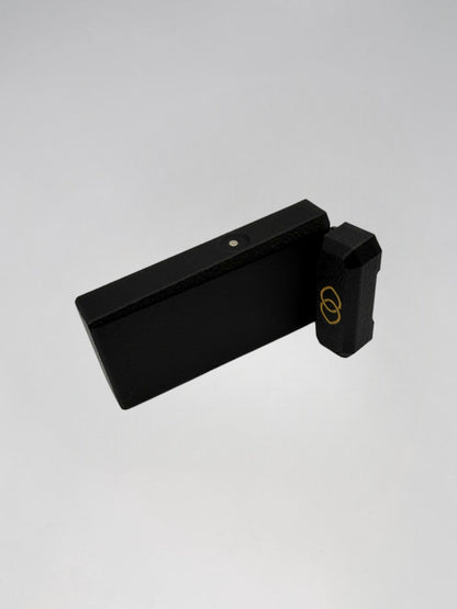 Graphite (gold logo)