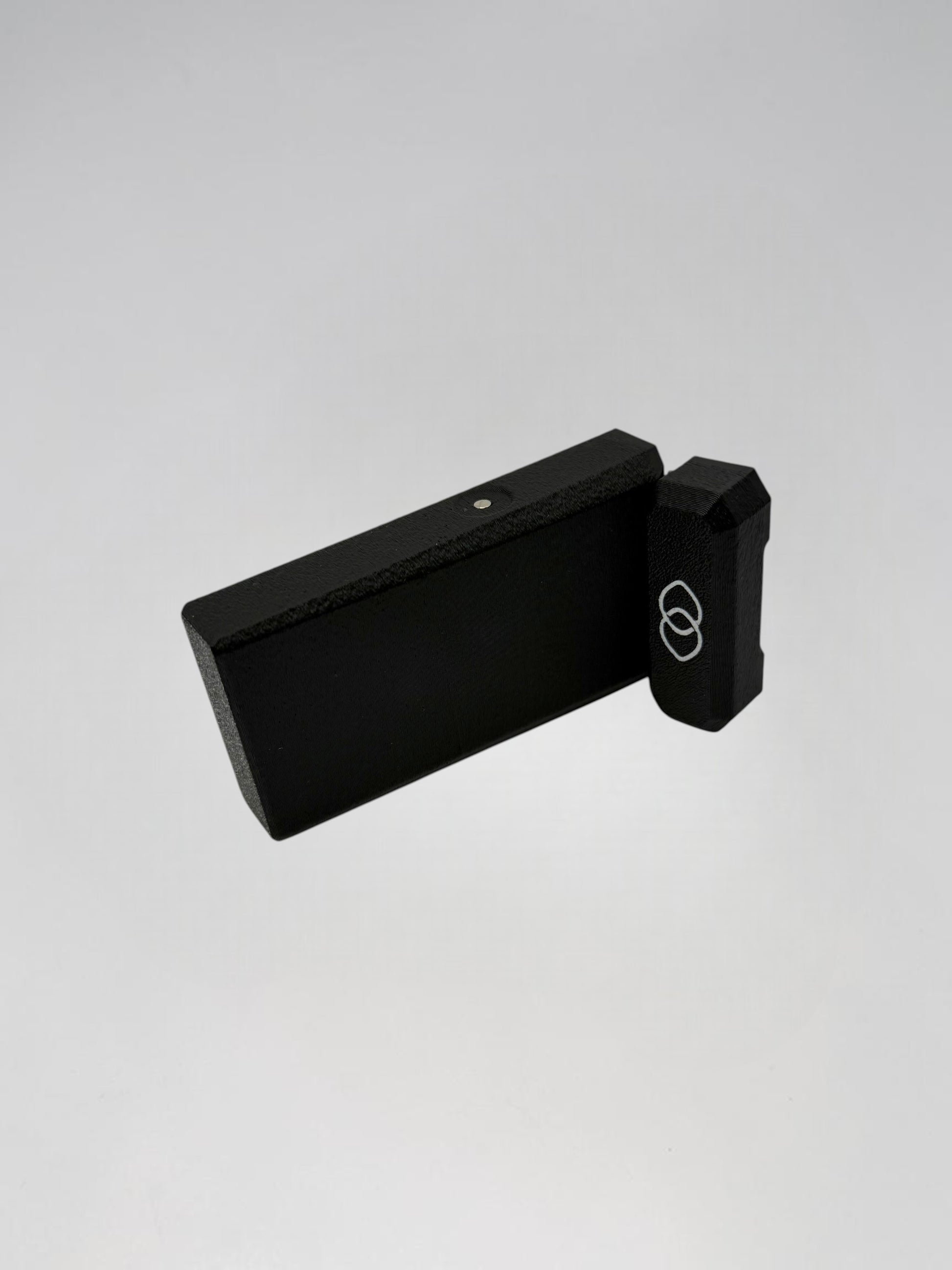 Graphite (white logo)