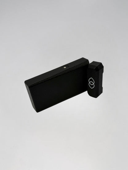 Graphite (white logo)